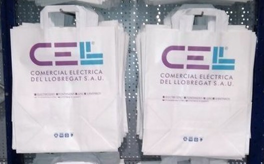 Potenciando el plástico cero y los coches eléctricos, Distribución material eléctrico y fontaneria en Barcelona