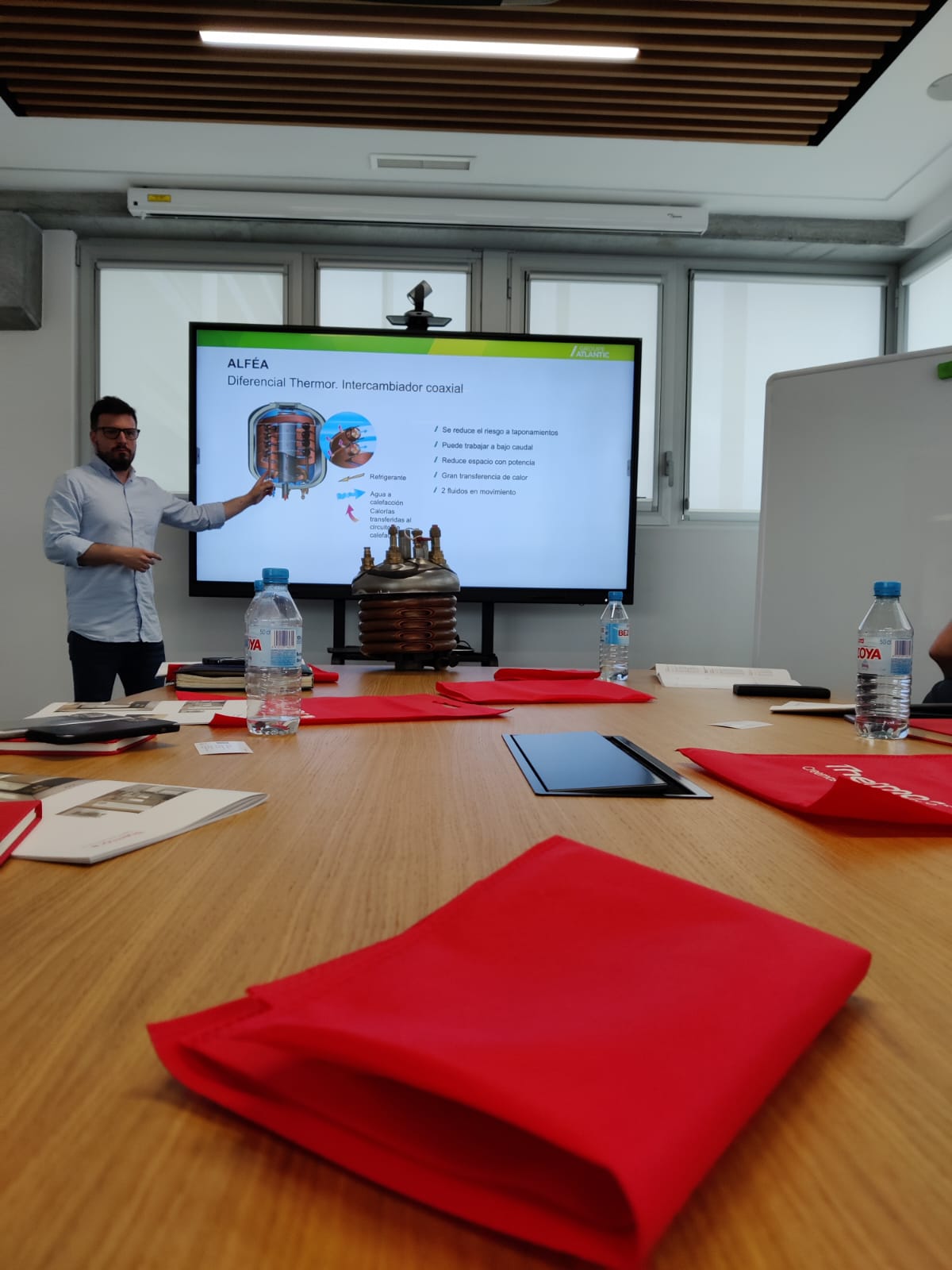 Formación y visita a Thermor, Distribución material eléctrico y fontaneria en Barcelona