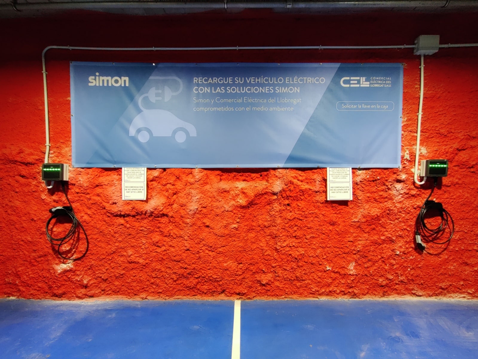 Cargadores más rápidos en nuestro parking, Distribución material eléctrico y fontaneria en Barcelona