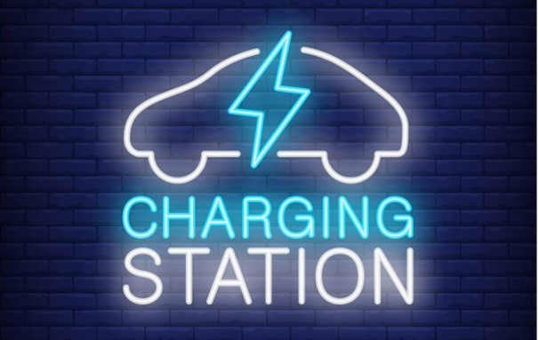 Potenciando el plástico cero y los coches eléctricos, Distribución material eléctrico y fontaneria en Barcelona