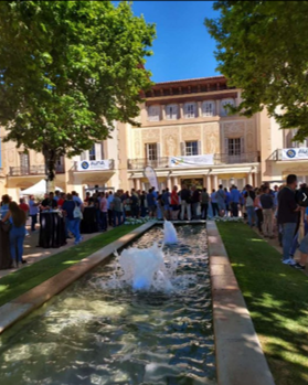Éxito de asistencia en el APD, Distribución material eléctrico y fontaneria en Barcelona
