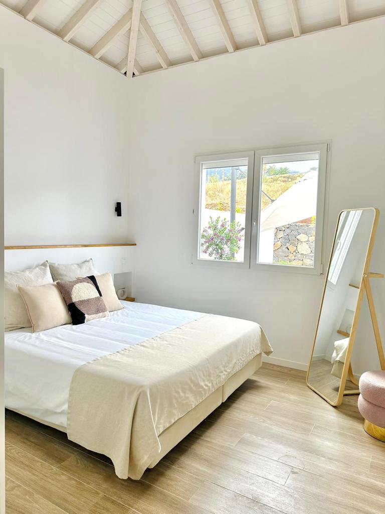 Reforma completa con CELL, Distribución material eléctrico y fontaneria en Barcelona