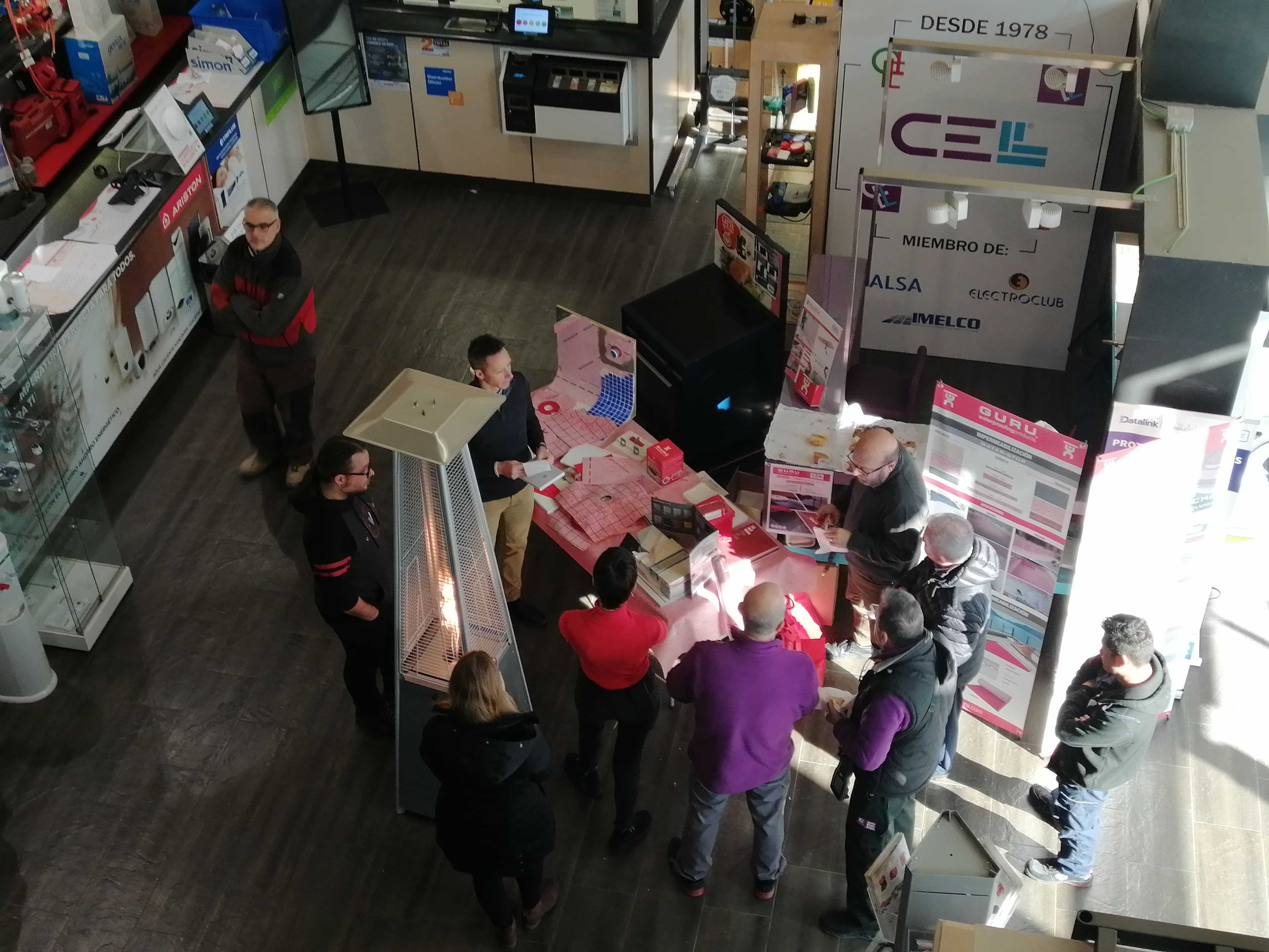 Sesión de Actualización con GURU, Distribución material eléctrico y fontaneria en Barcelona