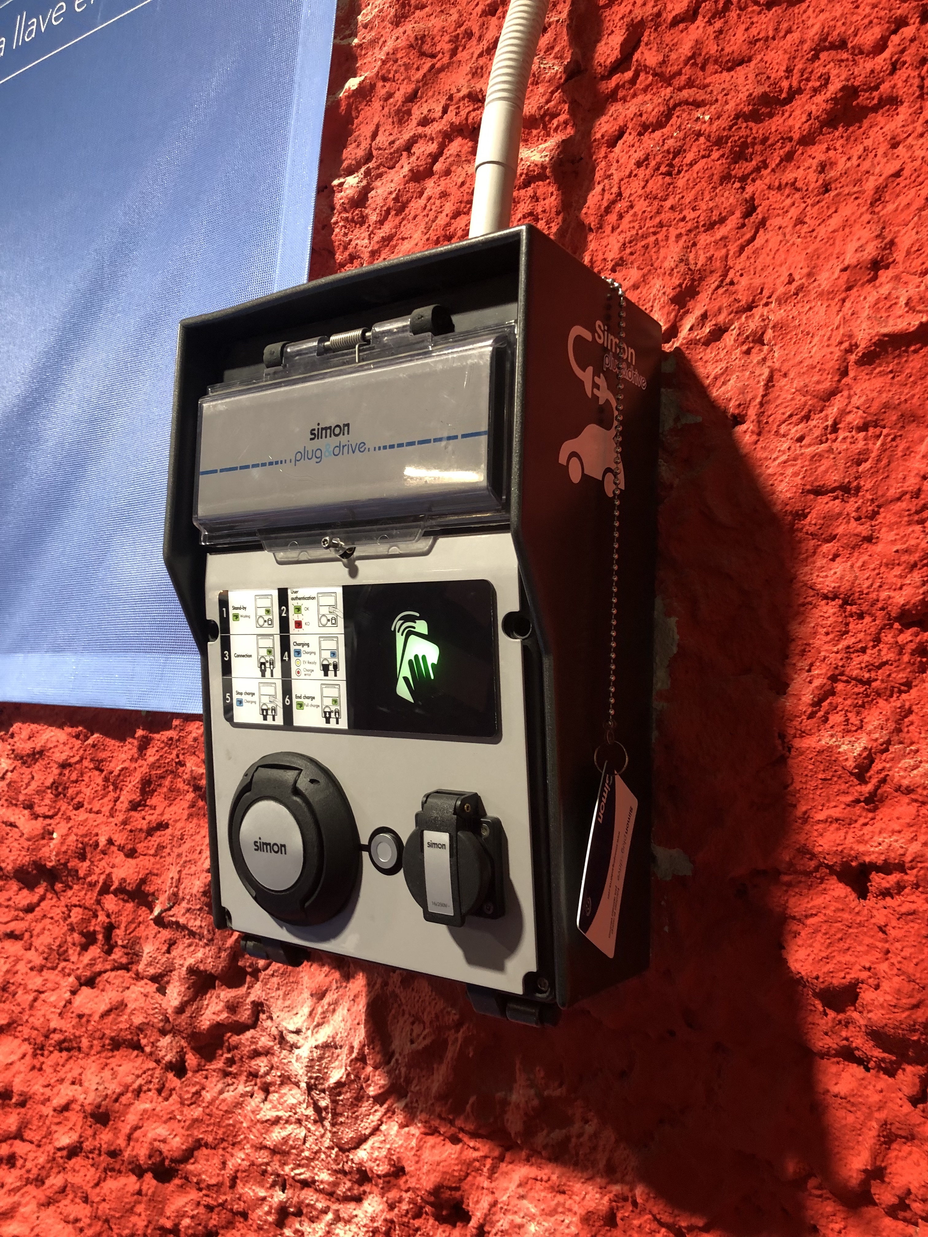 Distribaix, el encuentro oficial del sector de la instalación en el Baix Llobregat, Distribución material eléctrico y fontaneria en Barcelona