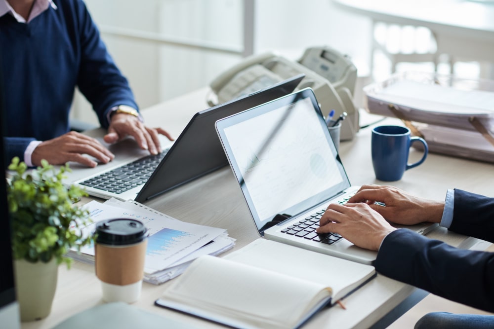 Hotdesking y teletrabajo como línea de actuación para el Macroproyecto Tractor de rehabilitación de las instalaciones de edificios